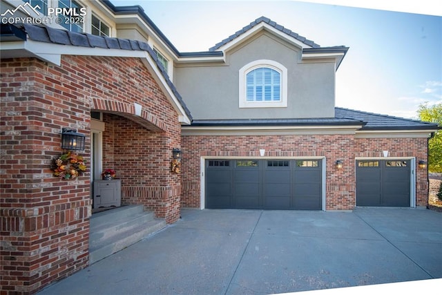 view of front of home featuring a garage