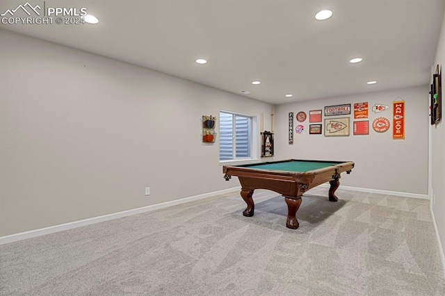 rec room featuring light carpet and pool table