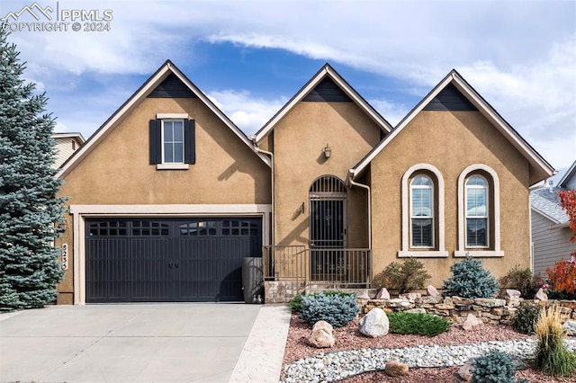 view of front of house with a garage