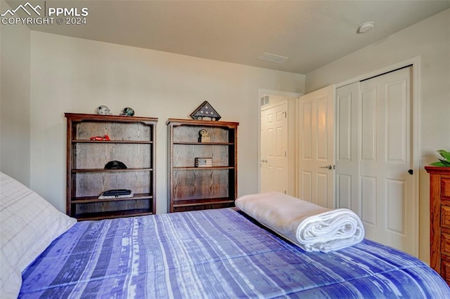 bedroom with a closet