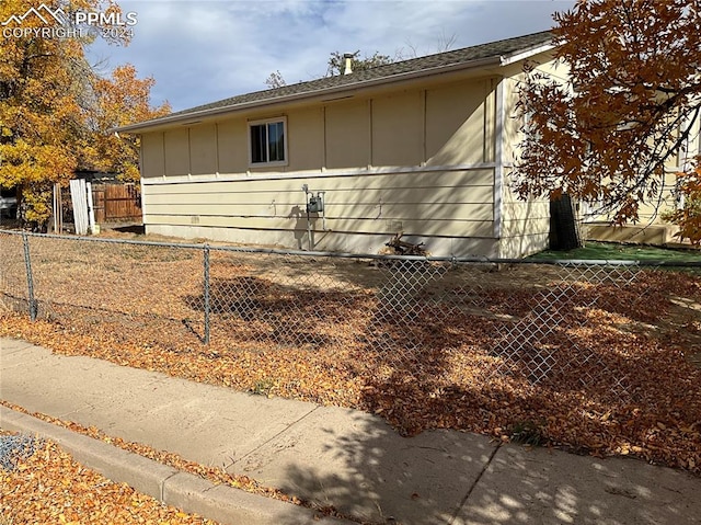 view of home's exterior