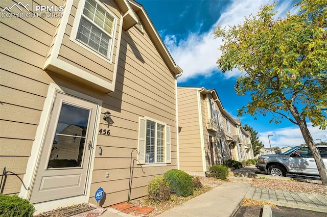 view of home's exterior