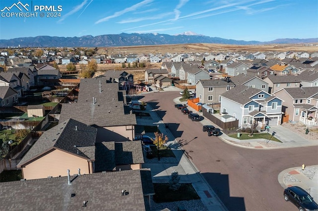 drone / aerial view featuring a mountain view