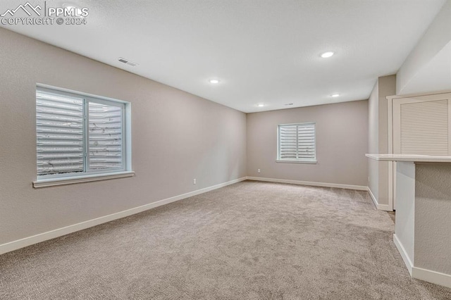 view of carpeted spare room