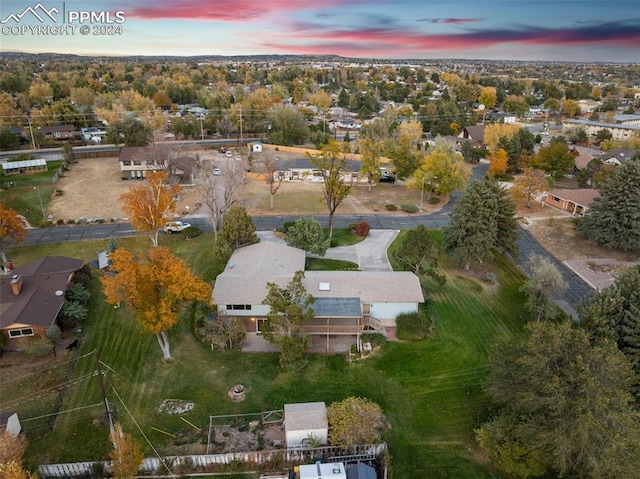 view of aerial view at dusk