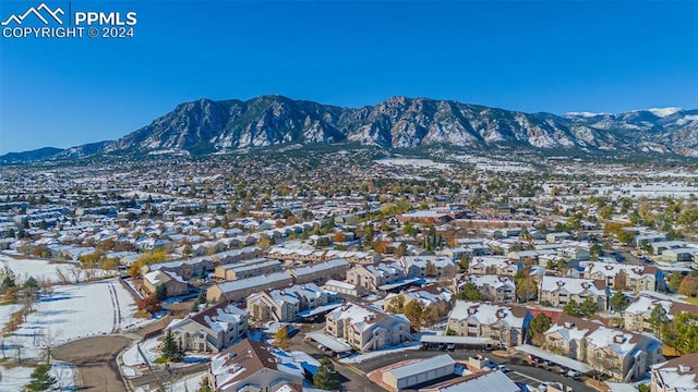 drone / aerial view with a mountain view