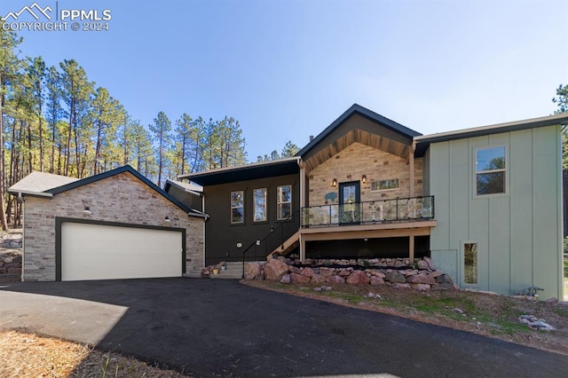 view of front of house featuring a garage