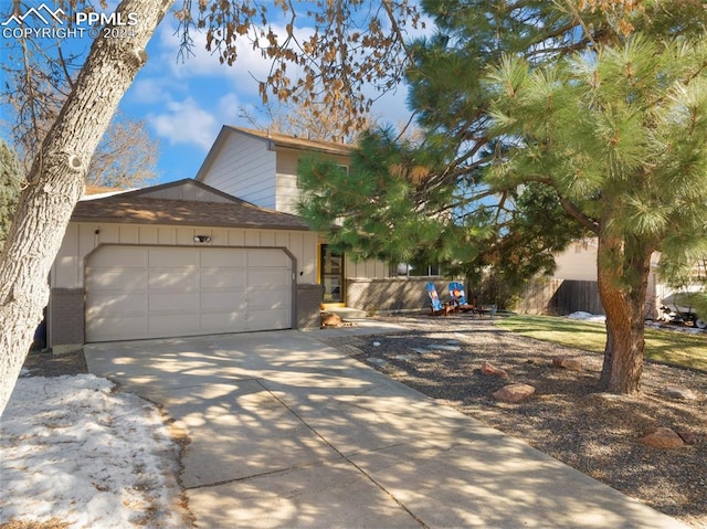 view of front of house with a garage