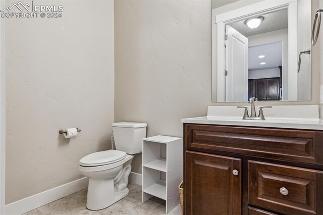 7680 Almond Wood Loop, Colorado Springs, CO 80908 - walk in closet with dark wood-style floors