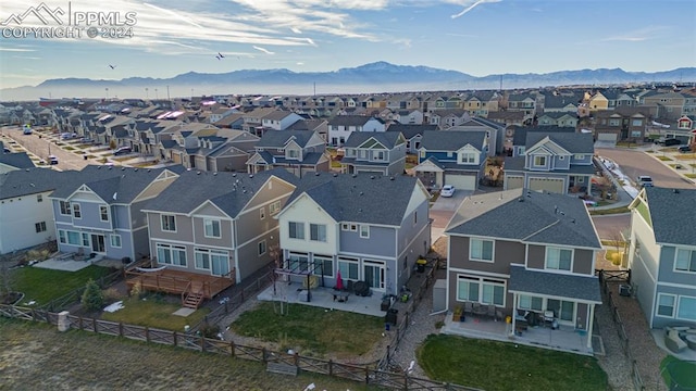 bird's eye view with a mountain view