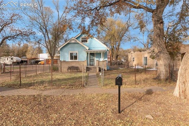 view of front of property