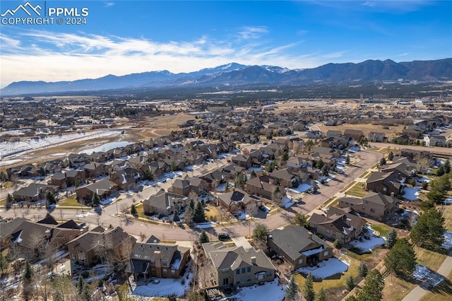 drone / aerial view with a mountain view