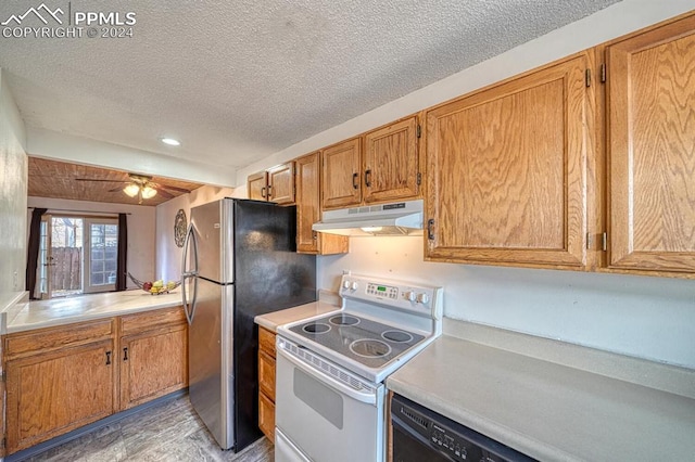 kitchen featuring stainless steel fridge, light wood-type flooring, a textured ceiling, ceiling fan, and white electric range