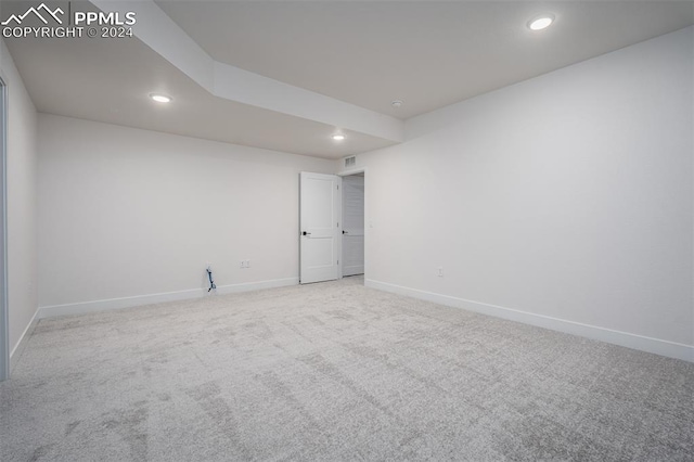 spare room with carpet flooring