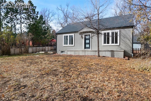 view of front of property