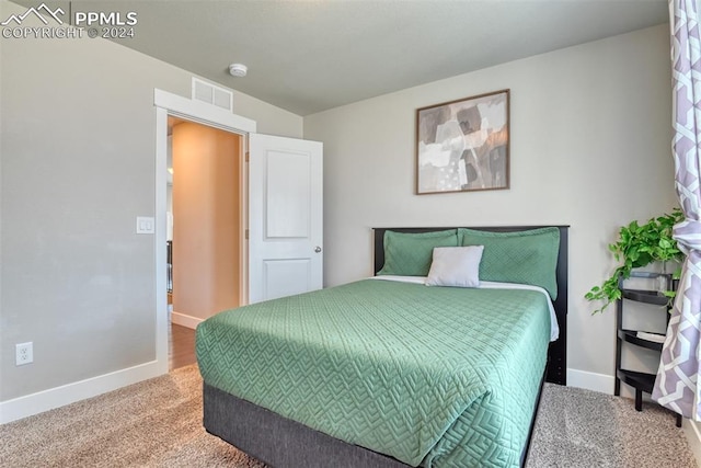 view of carpeted bedroom