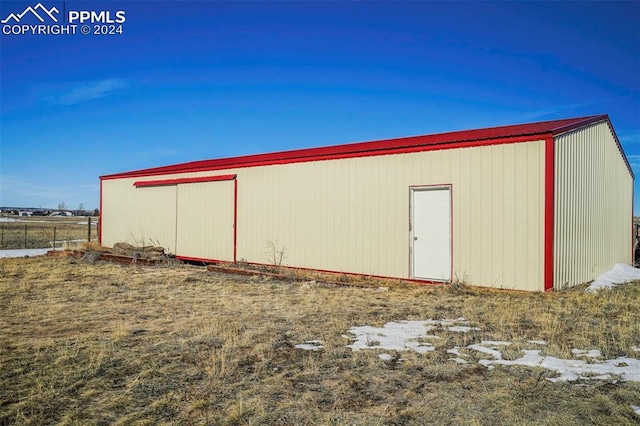 view of outbuilding