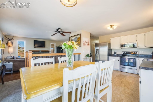 dining area with ceiling fan