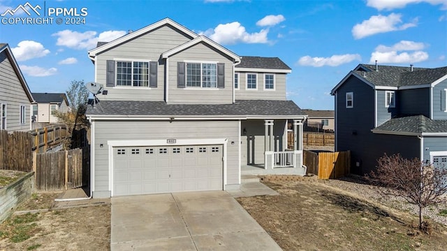 view of front property featuring a garage