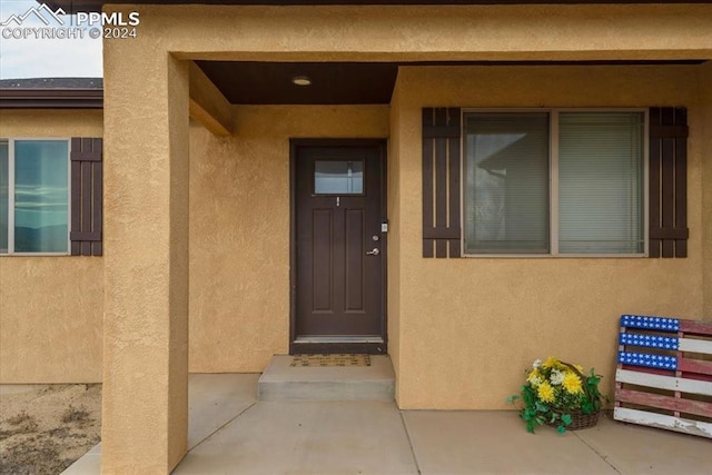 view of property entrance