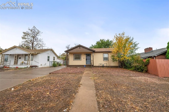 view of front of home featuring a porch