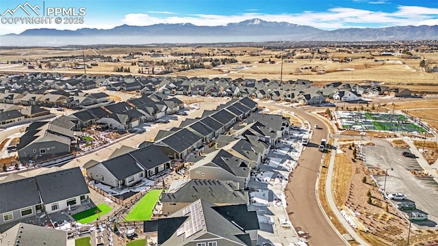 bird's eye view with a mountain view