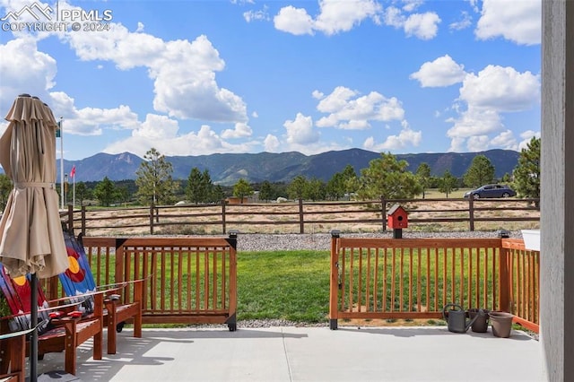 view of mountain feature with a rural view