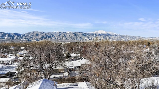 property view of mountains