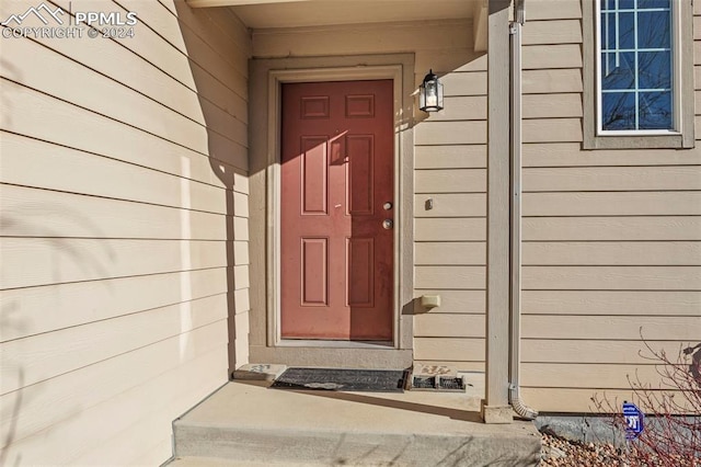 view of property entrance