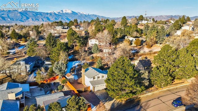 bird's eye view featuring a mountain view