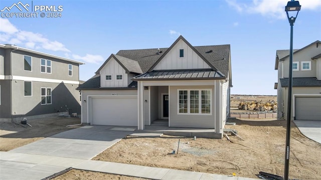 view of front of house featuring a garage