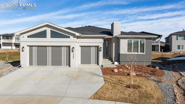 view of front of home featuring a garage