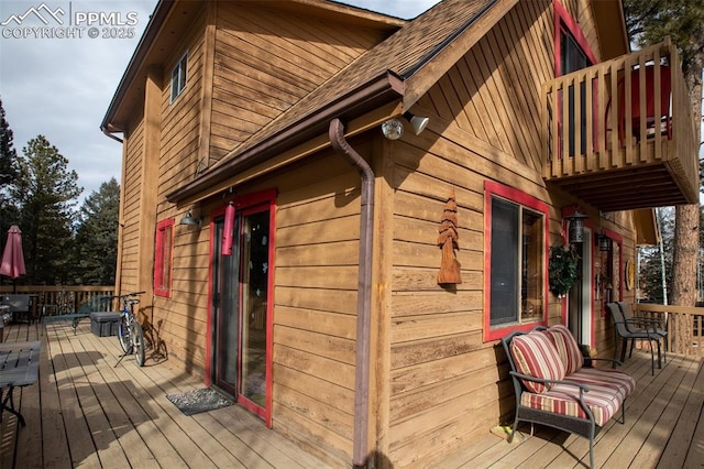 view of wooden deck