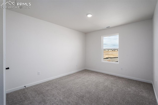 empty room with carpet