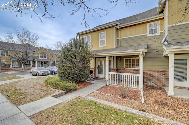 view of front of home with covered porch