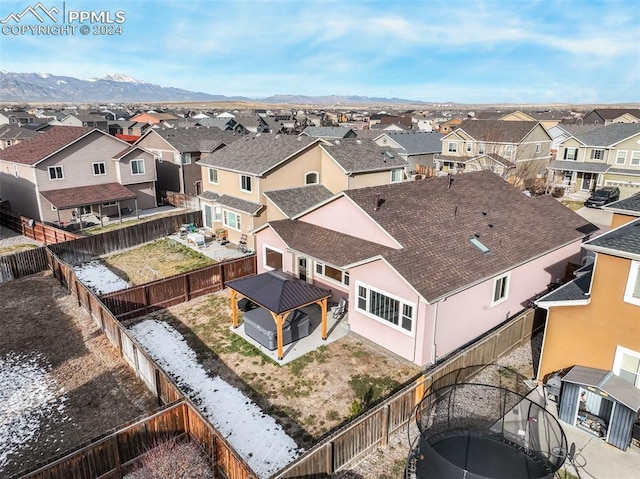 bird's eye view featuring a mountain view