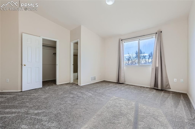 unfurnished bedroom featuring carpet flooring