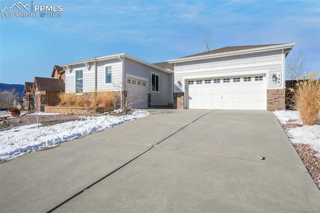 single story home with a garage