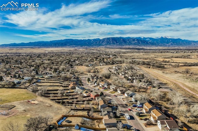 bird's eye view featuring a mountain view