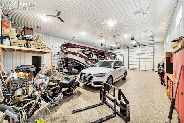 garage with ceiling fan