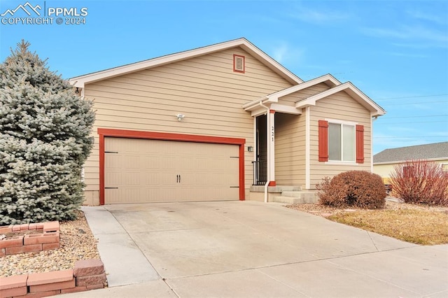 view of front facade with a garage