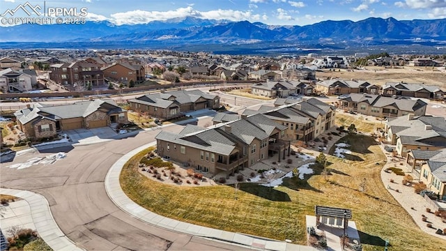 bird's eye view featuring a mountain view