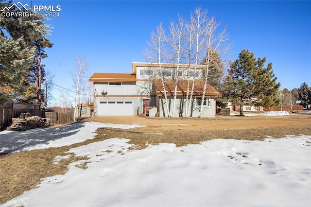 view of front of house featuring a garage