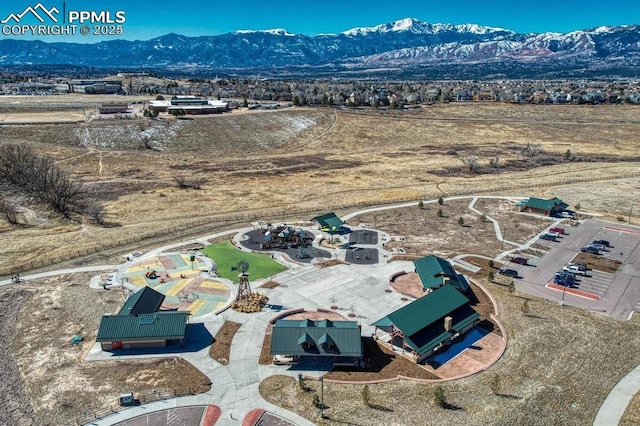 bird's eye view with a mountain view