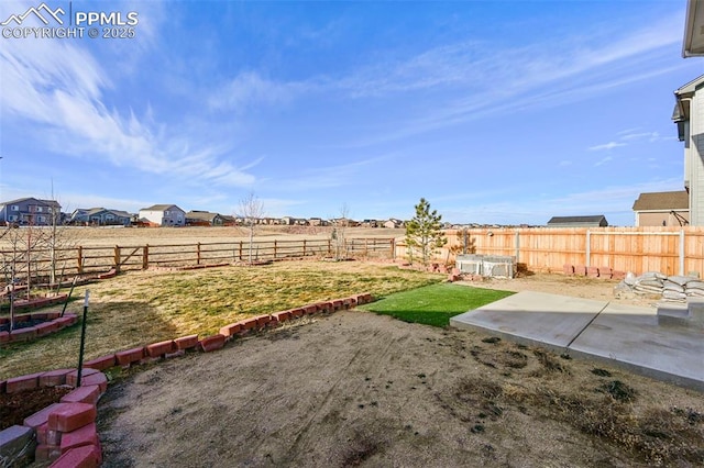 view of yard featuring a patio