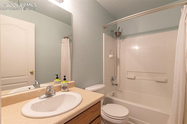 full bathroom featuring vanity, toilet, and shower / tub combo with curtain