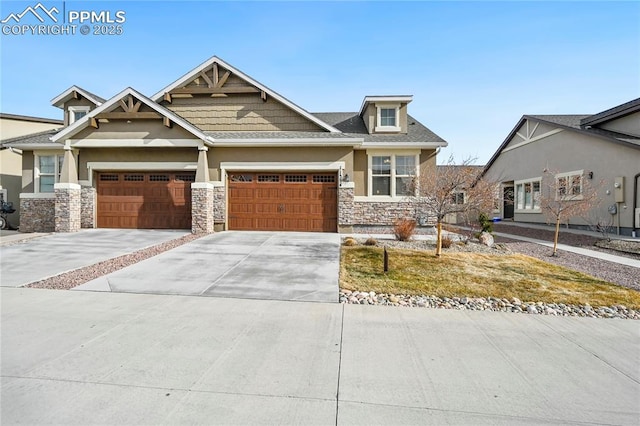 view of front facade with a garage