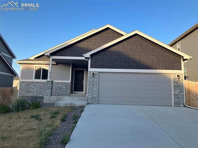 craftsman house featuring a garage