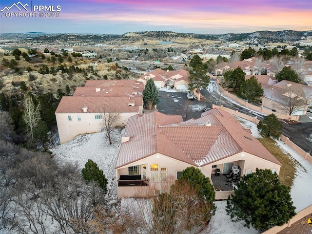 view of aerial view at dusk