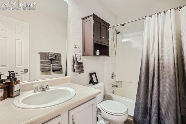 full bathroom featuring shower / bath combination with curtain, toilet, and vanity